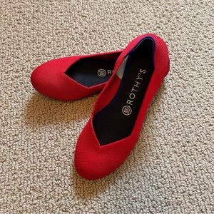 Red Rothy’s 7.5 The Flat